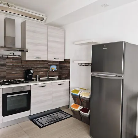 Apartment Casa Sofia 2 *